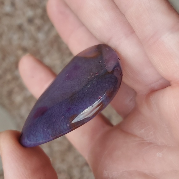 New Purple Fire Dragon Veins Agate Triangle Pendant. - Picture 7 of 15